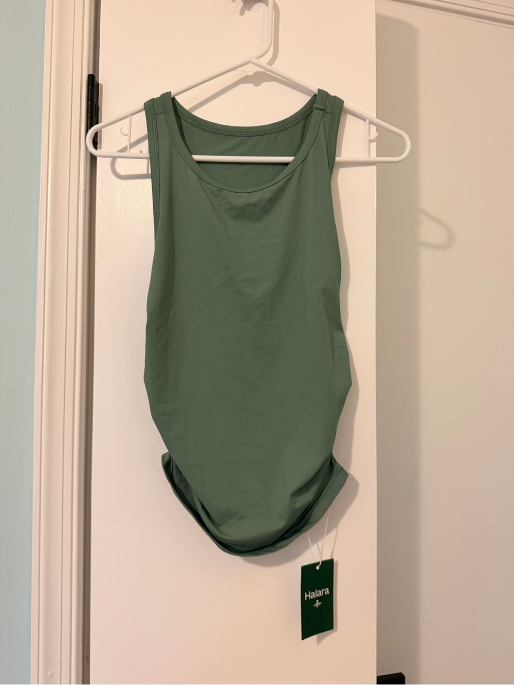 Halara Round Neck Racerback Ruched Yoga Tank Top